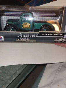 AMERICAN CLASSICS 1:24 SCALE 1937 FORD PICKUP TRUCK VIETNAM VET & PROUD OF IT - Picture 1 of 5