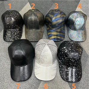 Sombrero básico con correa ajustable de piel de lagarto genuina para hombre - Imagen 1 de 9