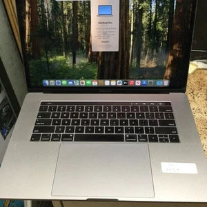 Apple MacBook Pro i7 512GB SSD 15 Zoll a1990 Touch Bar 16GB Mammutbaum Garantie - Bild 1 von 8