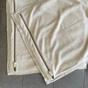 "Juego de 2 fundas de almohada Pottery Barn acogedoras de vellón 22x22"" eucalipto marfil beige cremallera" - Imagen 1 de 10