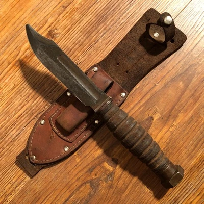 Cuchillo y funda de supervivencia vintage 1976 de la Fuerza Aérea de los Estados Unidos Ontario OKC JPSK piloto a reacción Foto 1 de 4