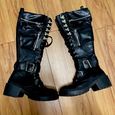 Cape Robbin- 黑色摩托拉链口袋人造皮革战斗靴 7 码 — 第 1/4 张图片
