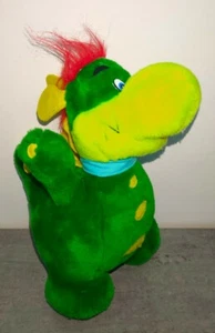 Peluche Prezzemolo 30 Cm Pupazzo Parco Divertimenti Mascotte Gadget plu - Picture 1 of 2