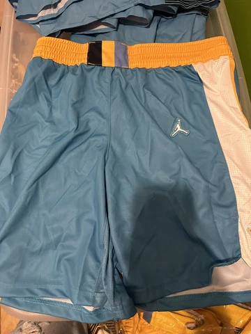 Marquette University Basketball Practice Shorts Nike Jordan Size L Cover