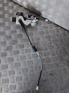 Serrure Fermeture Porte Avant Gauche - PEUGEOT 208 I (1) PHASE II (2) 5 Portes - Picture 1 of 6