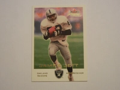 2000 FLEER FOCUS FOOTBALL RYAN LEAF #47 SAN DIEGO CHARGERS QUARTERBACK - Image 1 of 4