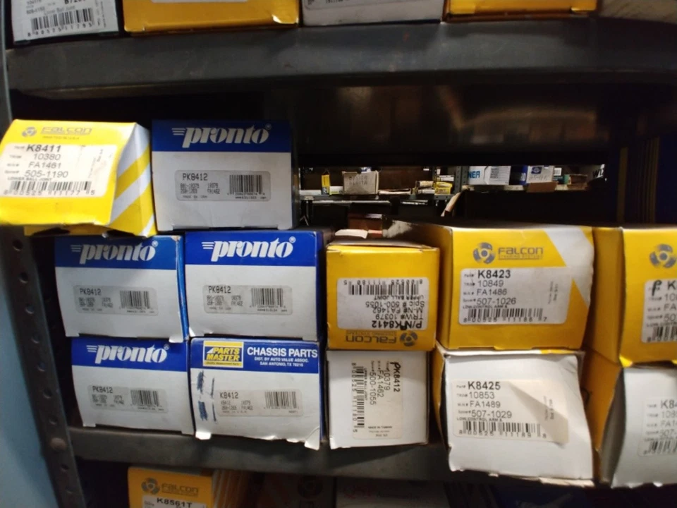 K8423 Front Left Lower Control Arm - Image 1 of 1