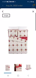 Brand New Pioneer Woman Cheerful Toile Full/Queen Quilt 3PC Set MIP! - Picture 1 of 3