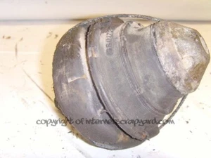 Volvo V70 classic 2.4 98-00 engine mount 6801722 - Picture 1 of 3