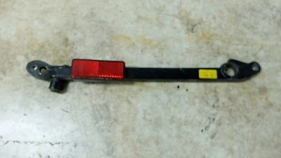 84 Honda VF700 F VF 700 Interceptor trasero izquierdo guardabarros barra soporte riel Foto 1 de 4