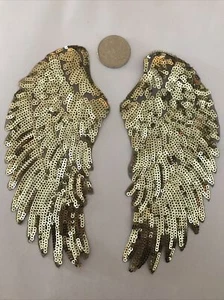1 Pair of Golden Sequins Wings Iron On Patches Patch Appliqué 18x9cm - Picture 1 of 6