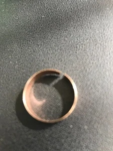 10K Yellow Gold Plain Lightweight Wedding Band with Split - DF dur o5 - Picture 1 of 2