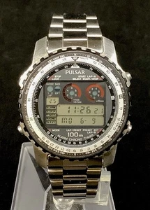 Pulsar Navitimer Digital W358-5A08, with slide rule bezel, excellent condition! - Picture 1 of 8