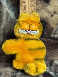 Vintage 1981 Dakin Garfield 3.5" Pencil Clip On Grabber Stuffed Animal Plush Toy - Picture 1 of 7
