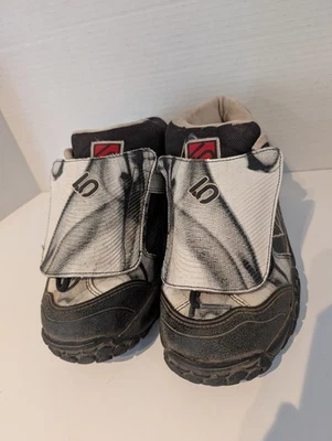 Zapatos de bicicleta de montaña Five Ten Karver para mujer talla US 9,5 EU 41 gris ceniza sigilo Foto 1 de 4