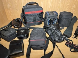 Lot of Camera Bags Pouches of Various Sizes + Point And Shoot - Picture 1 of 4