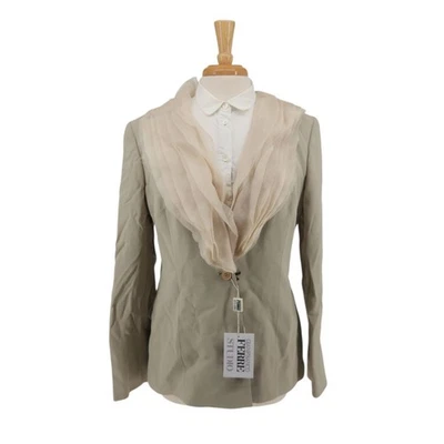 $1455 Blazer Gianfranco Ferre Studio Damas Beige con Cuello Volantes Talla 12 EE. UU. Foto 1 de 4