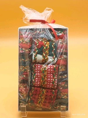 Anillos de servilletas de tela navideña festiva Foto 1 de 2