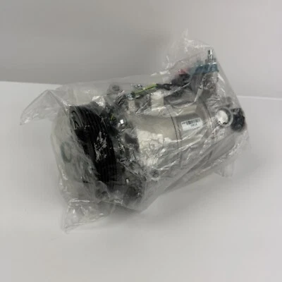 Compresor de aire acondicionado Volvo 6513211 Global Parts Distributors nuevo Foto 1 de 4