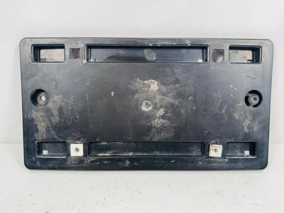 AUDI A8 QUATTRO 2011-2014 - Soporte de montaje de matrícula trasero 4H0827113 Foto 1 de 4