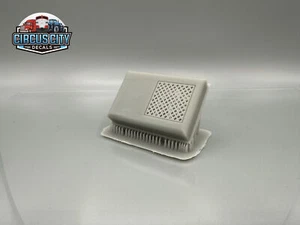 Winterization Hatch GP7/9 G 1:29 Scale - Picture 1 of 1
