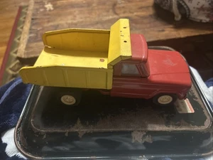 Vintage Tonka Muldenkipper 60er Jahre Pressstahl rot & gelb - Bild 1 von 6