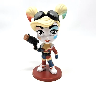 Boneco colecionável de vinil DC Comics Lil Bombshells Harley Quinn - Imagem 1 de 4
