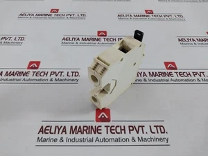 TELEMECANIQUE AB1-VV7032 Terminal Block 750V 900V DC 265A - Picture 1 of 8
