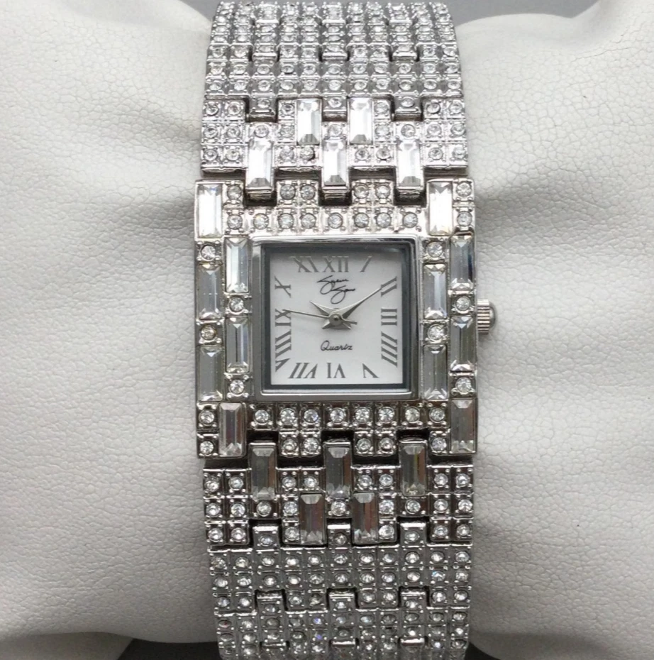 Reloj Suzanne Somers Mujer 27mm Tono Plata Cristales Batería Nueva 8.25" Foto 1 de 1