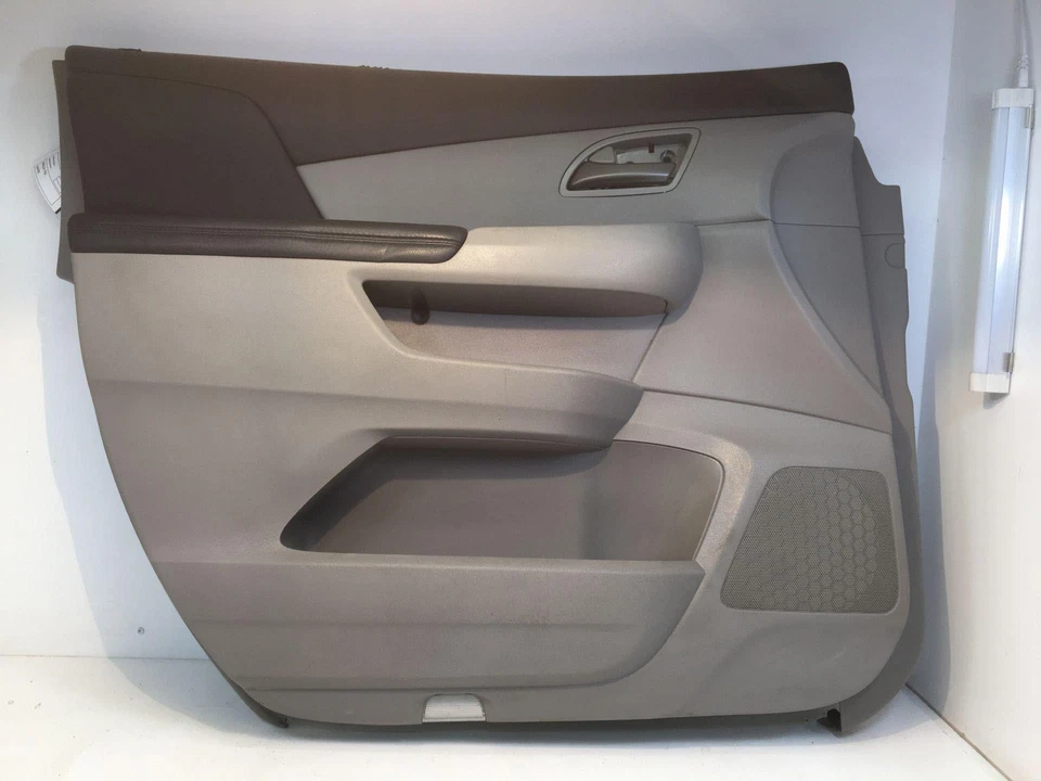 13 HONDA ODYSSEY Front Door Trim Panel - Image 1 of 4