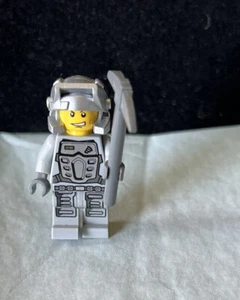 Lego Minifigure Power Miners Silver with Helmet And Pick 8189 - Picture 1 of 8