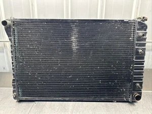 1989-1991 Chevrolet Suburban V1500 V2500 5.7L V8 Radiator OEM - Picture 1 of 6