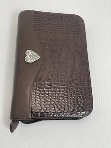 Brighton for Business Leather Organizer Folder 6 X 9 X 1 Brown With Heart - Picture 1 of 5