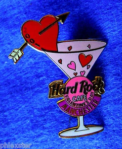 ERROR MANCHESTER VALENTINE'S DAY PINK MARTINI GLASS 2001 Hard Rock Cafe PIN LE - Picture 1 of 1