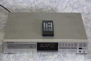 Pioneer PD-7050 CD-Player in gutem Zustand mit Original Fernbedienung / 1000 DM - Imagen 1 de 11