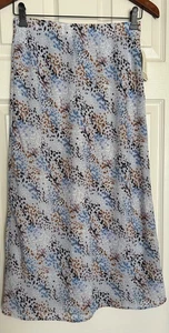 Maxi Falda Japna Talla Mediana 100% Poliéster Floral Azul, Marrones Lavanda - Imagen 1 de 8