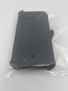 Custodia OtterBox Defender Series iPhone 12 Pro Max con clip nuova nera - Foto 1 di 3
