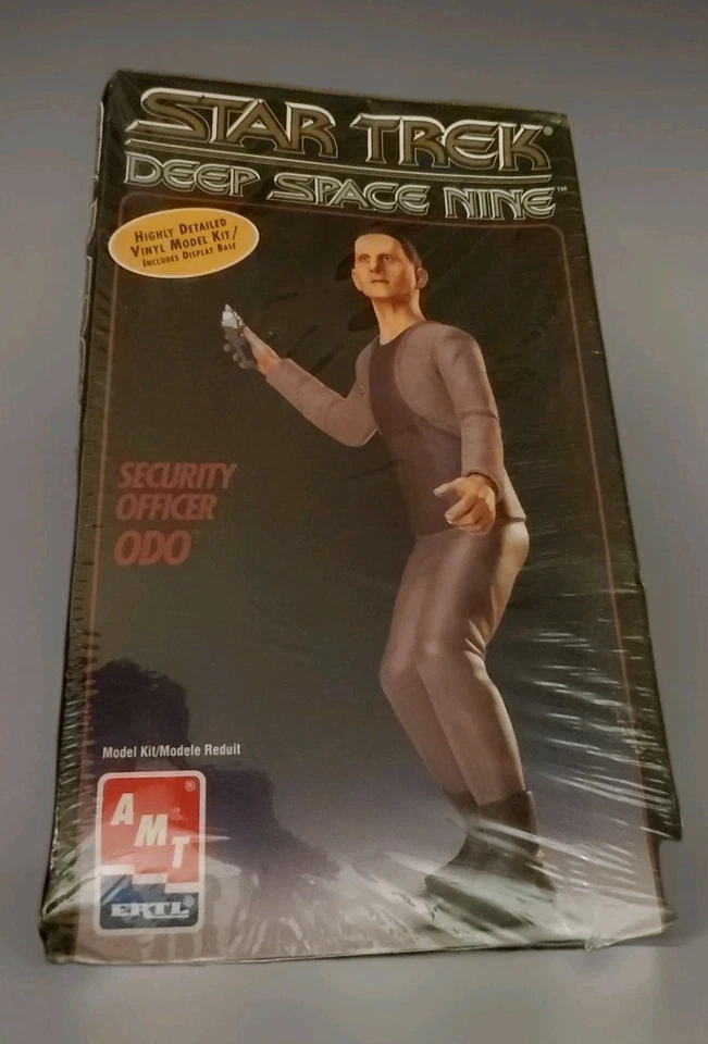STAR TREK DEEP SPACE NINE DS9 AMP ERTL SECURITY OFFICER ODO MODEL KIT 1995 NEW - Image 1 of 4