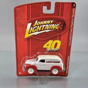 Johnny Lightning 1950 Chevy Panel Delivery WHITE LIGHTNING Forty Years 1:64 NEW - Picture 1 of 8