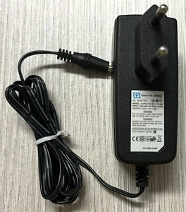 Alimentatore CWT CAP012121 EU 12V 1A (1000mA) - Imagen 1 de 2