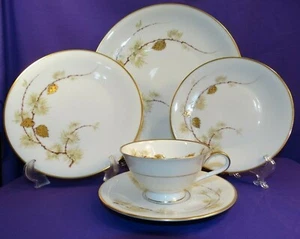 5 PZ SET POSTO H&CO HEINRICH LARCHMONT STOVIGLIE PIGNE DORATE GERMANIA - Foto 1 di 10