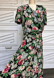 Vestido Vintage Años 40 Acuarela Mariposa y Floral Estampado Novedad Negro Tierra De Colección - Imagen 1 de 20