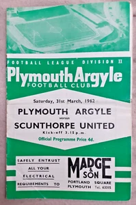 PLYMOUTH ARGYLE v SCUNTHORPE UTD  DIVISION TWO  31st MARCH 1962  INCLUDES POST - Picture 1 of 1