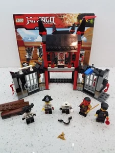 ❤️ LEGO Ninjago Kryptarium Prison Breakout Masters Of Spinjitzu Leggi descrizione - Foto 1 di 9