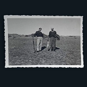 Foto militare anni 50 #8 ufficiale e locale caccia Tripoli - Foto 1 di 1