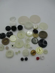 Vintage Button Lot Assorted Colors and Styles - Picture 1 of 8