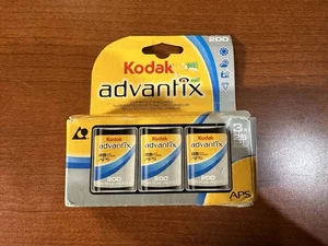 New Expired 12/2009 Kodak Advantix 200 3-Pack Film Rolls Color 35mm 25 Exp - Picture 1 of 3