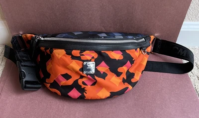 Riñonera MCM X SNIPES Mediana Fursten Belt Bag Foto 1 de 4