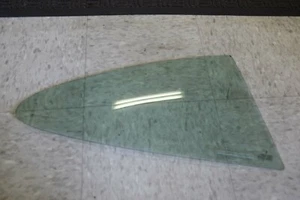 95-98 Porsche 911 993 Right Rear Quarter Glass / Window tinted 993.543.102.00 D4 - Picture 1 of 3