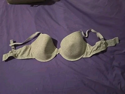 Sujetador H&M 38D Foto 1 de 3